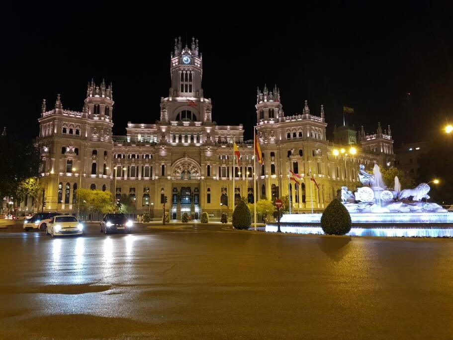 #Madrid Centro. 3D. Gran Via. Callao.Puerta del Sol Exterior foto